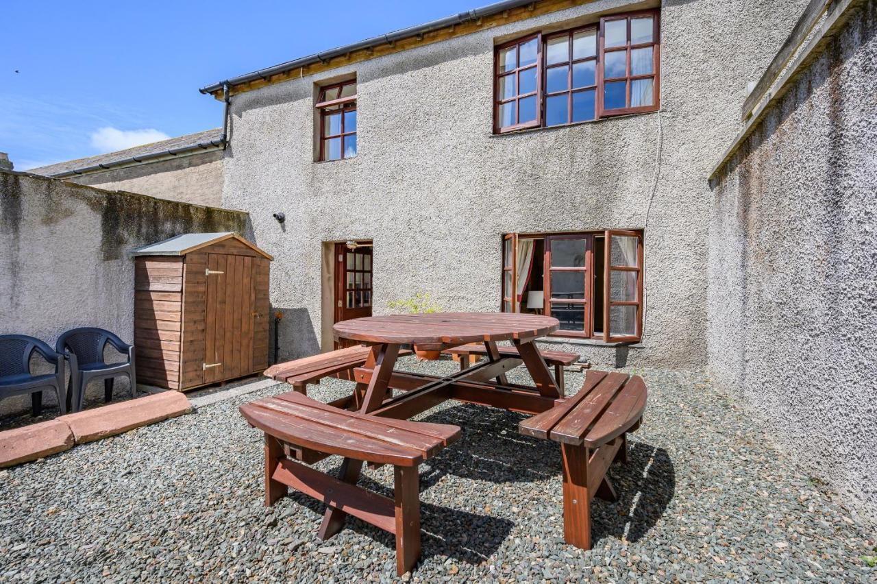 Tower Cottage Millom Exterior photo