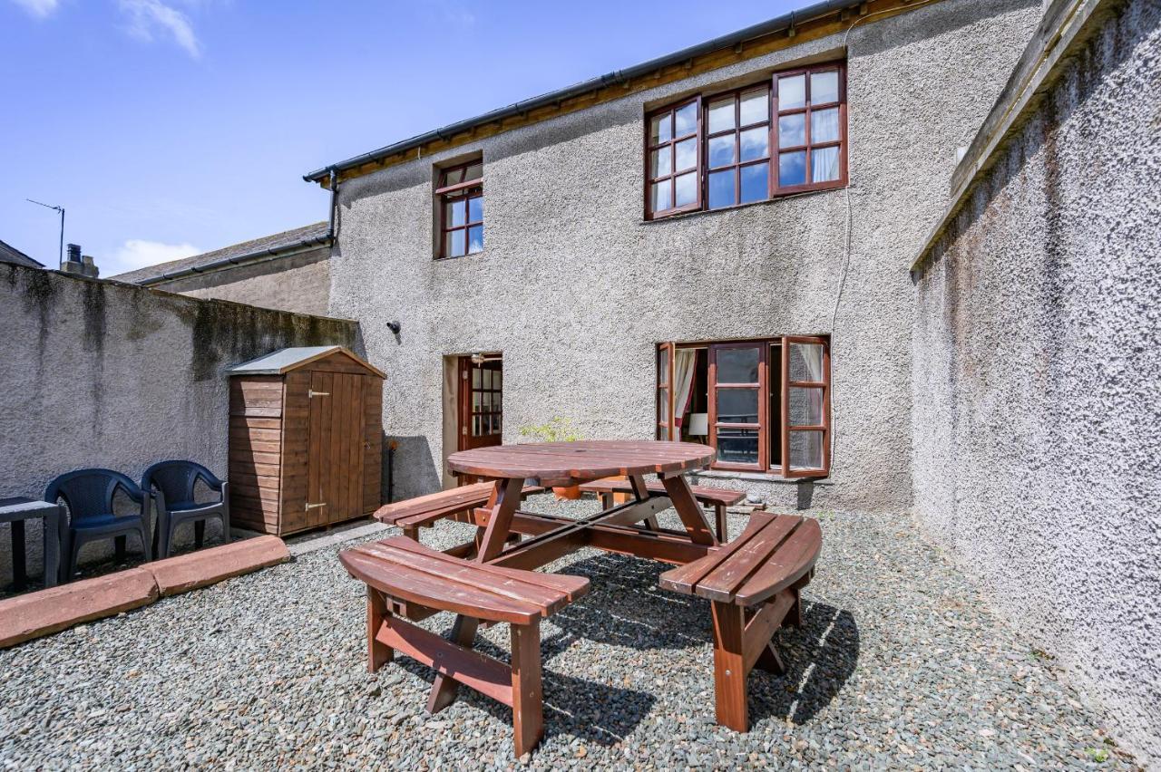 Tower Cottage Millom Exterior photo